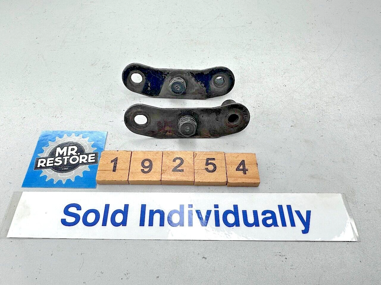 Yamaha XJ650 Turbo 1982-83 Cylinder Head Cover Bracket 16G-11152