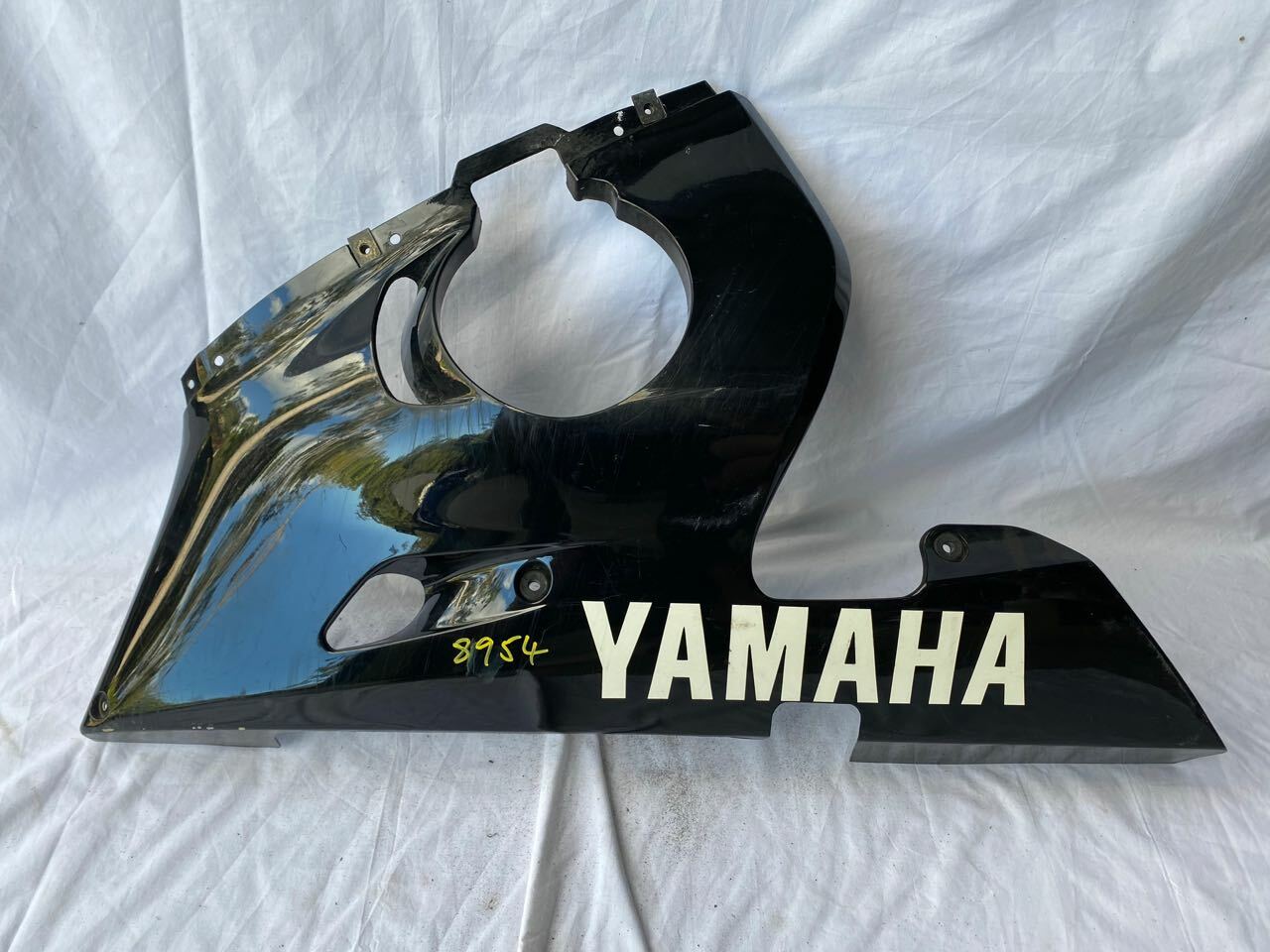 Yamaha R6 YZF 99-01 R/H Lower Fairing Panel 5EB-28385 Black