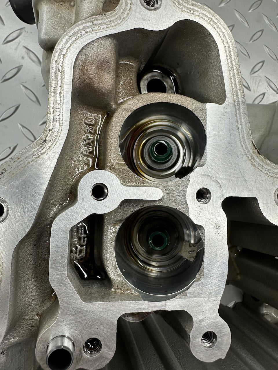 BMW F650GS '99-03' F650CS Cylinder Head 11127652884