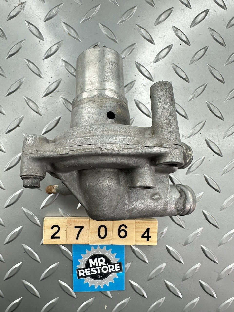 Honda CBR250RR CBR250R MC22 MC19 Water Pump 19200-KY1  19200-KY1-000