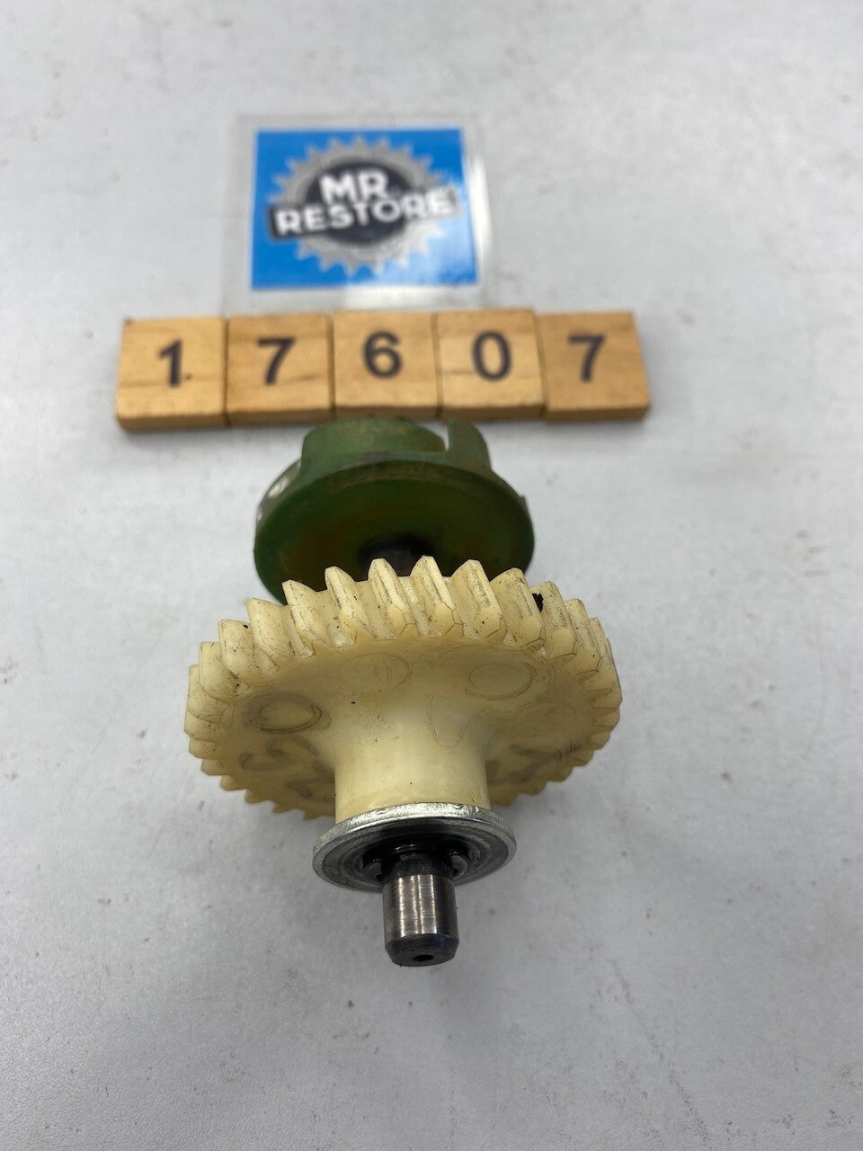 Yamaha TZR250 1KT 2MA TDR250 TDR240 R1-Z Impeller Shaft & Gear