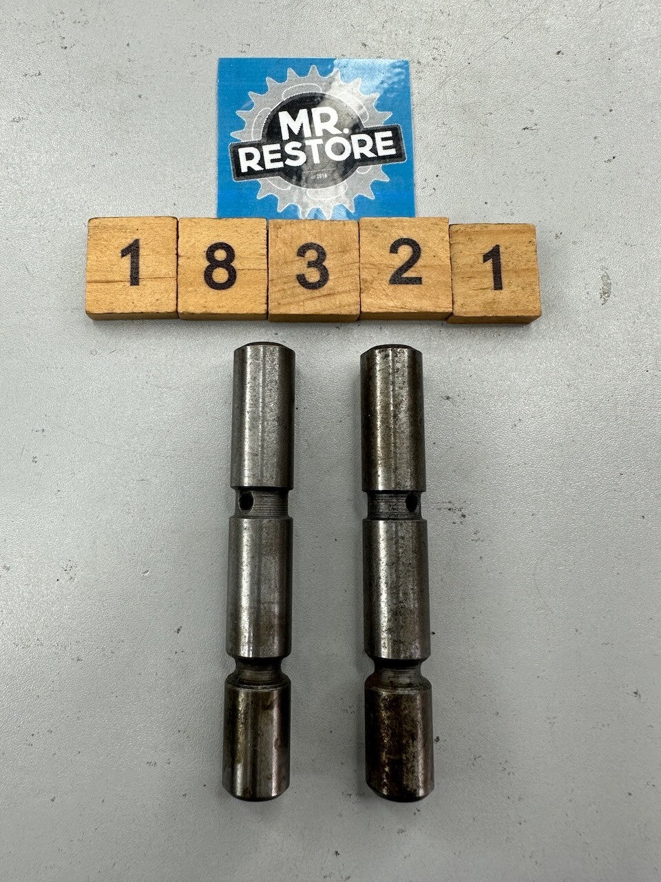 Yamaha XS500 TX500 Valve Rocker Shaft x 2 - 371-12156