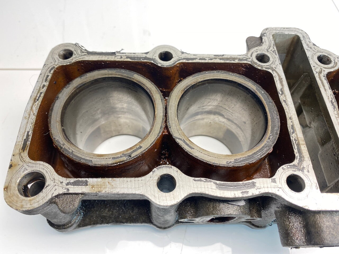 Yamaha FZR250 3LN Cylinder Block on Standard 48mm Bore 2KR-11310-01