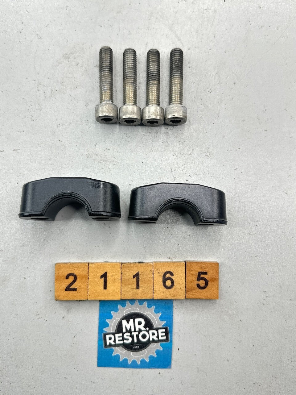 BMW R1150GS R1150R K1100RS R1000GS R850GS K1 Pair Handlebar Riser Top Clamps
