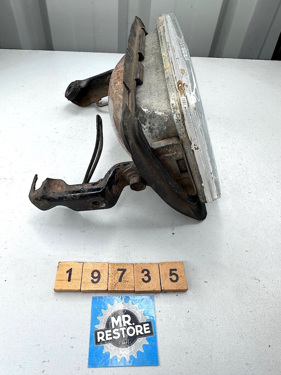 Honda XR250R OEM Headlight & Mounts Original Stanley Lens 33100-KY7-670