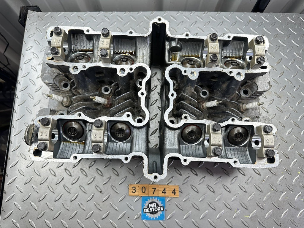 Kawasaki ZR550 Zephyr 94-97 ZR400 89-95 Cylinder Head 11008-1286