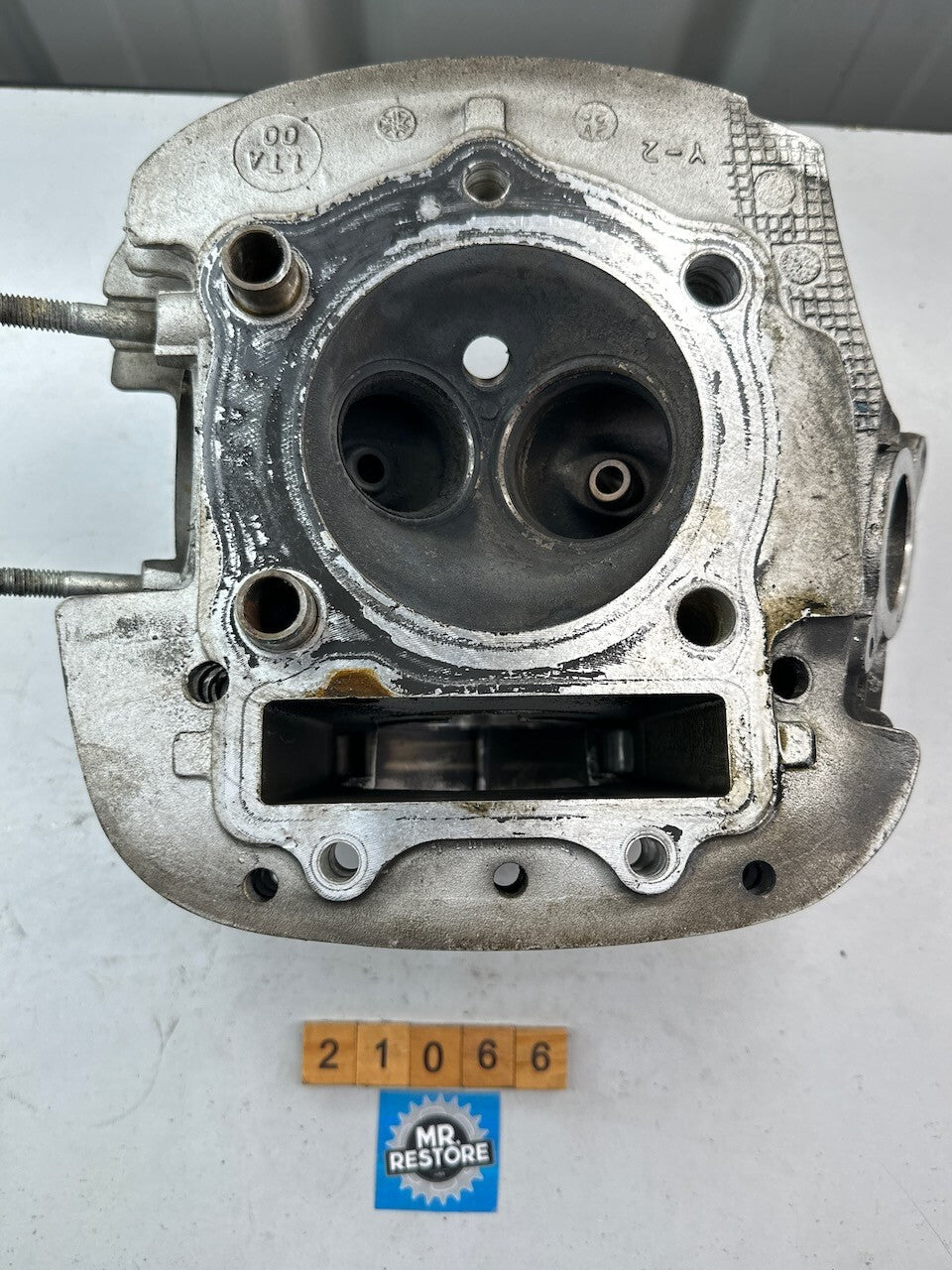 Yamaha XV1100 Virago 1988-94 Cylinder Head