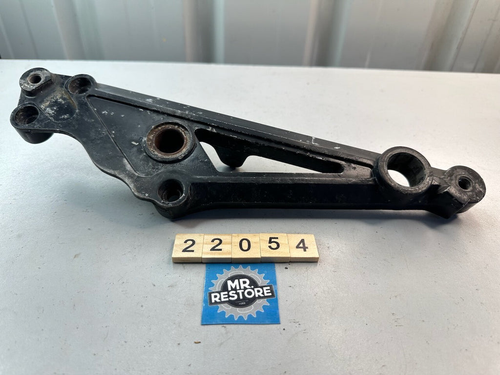 Kawasaki GT550 Z550 Right Foot Rest Peg Stay 35011-1153