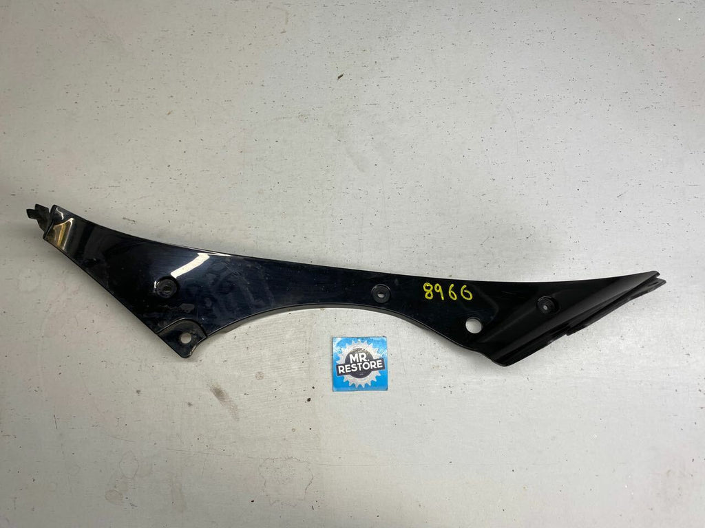 Yamaha R6 YZF 99-01 Inner Panel 5EB-2836L-00