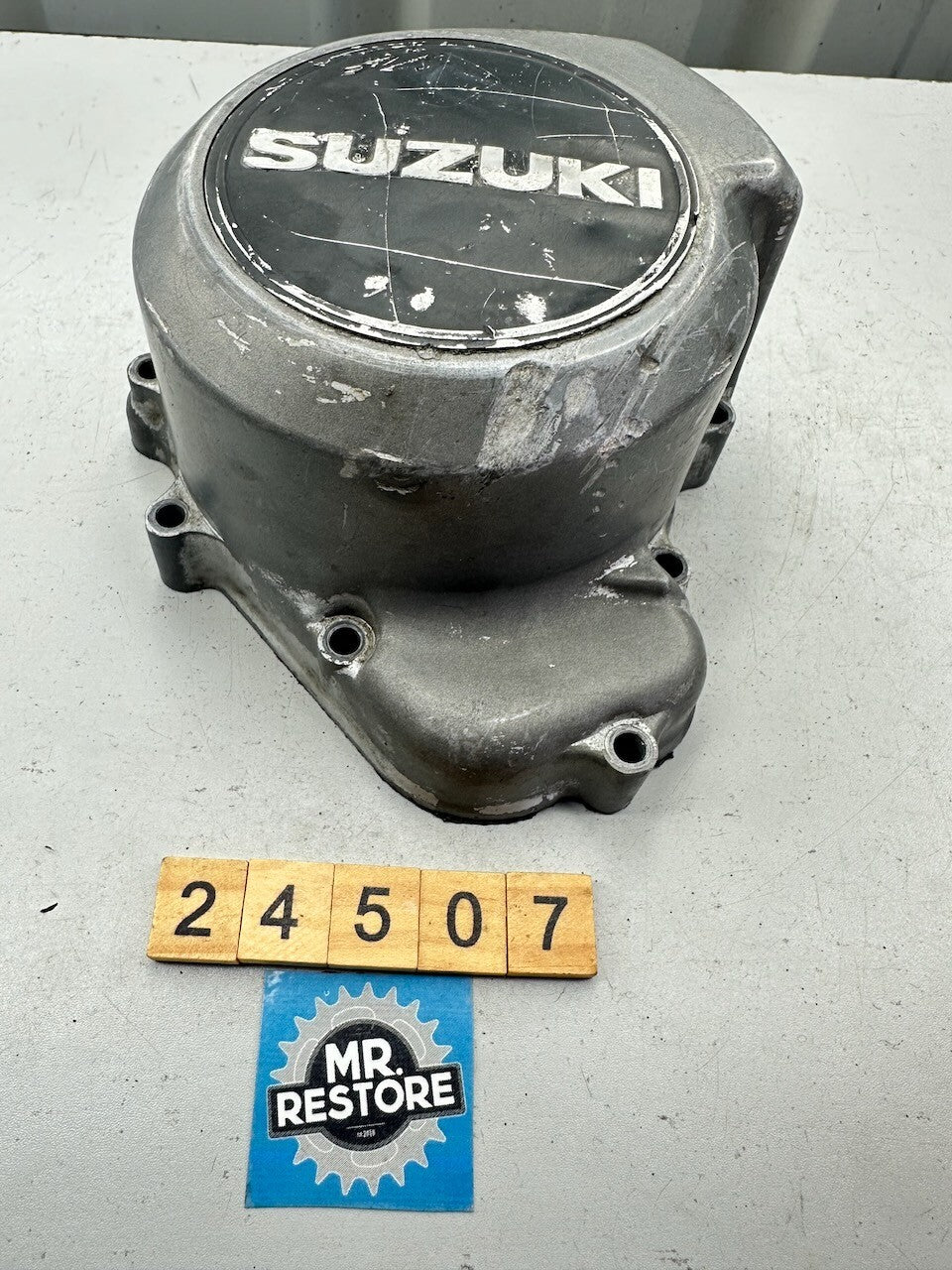 Suzuki SB200 1979 GT200 X5 Magneto Stator Generator Cover 11351-10200