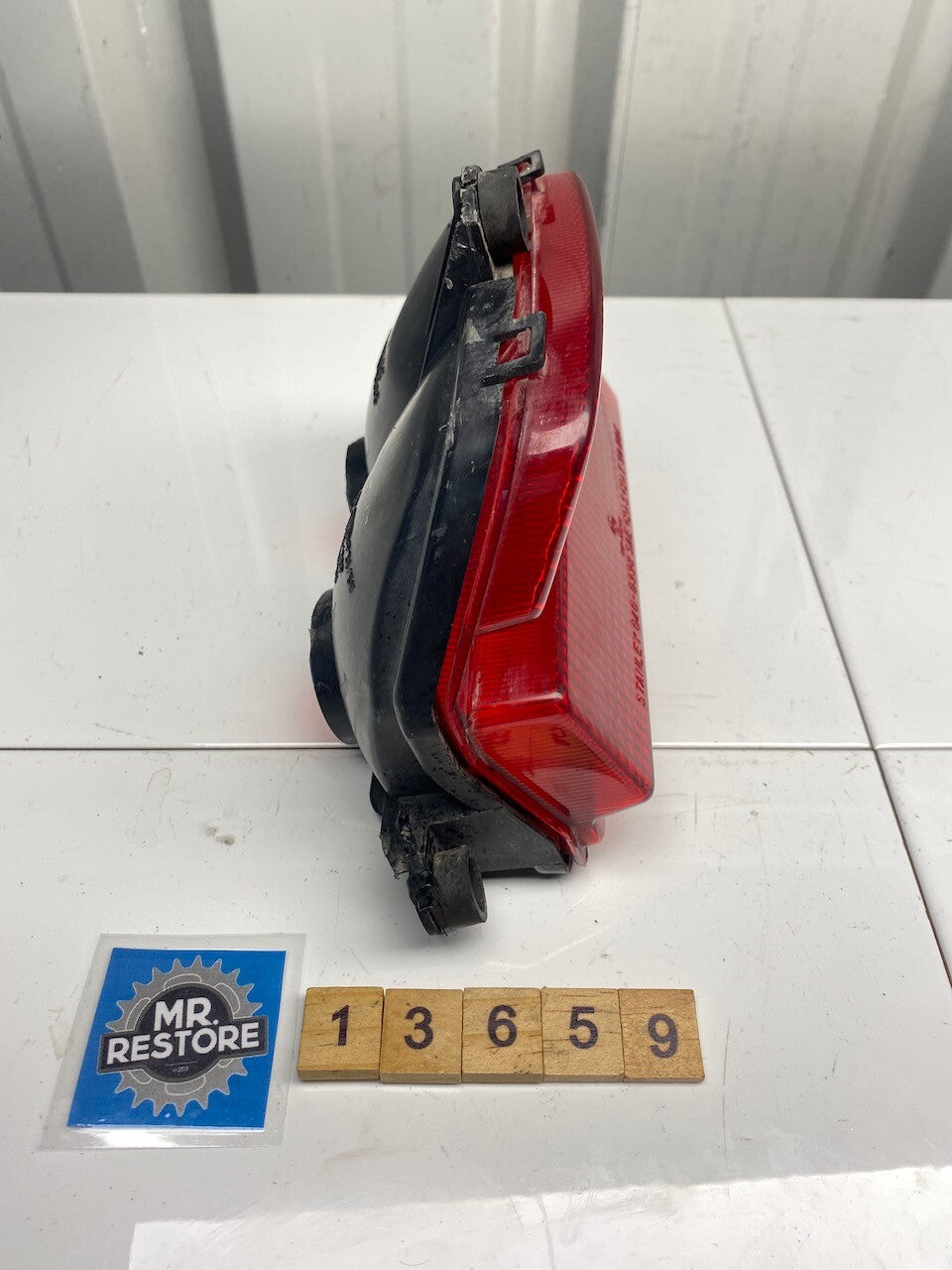 Honda CBR900RR Fireblade 1992-1997 Rear Taillight  33706-MW0-601