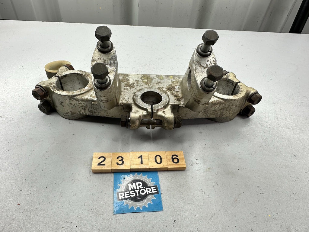 Kawasaki KDX175 KX125 KLX250 Steering Upper Fork Clamp Triple Tree 44039-1018