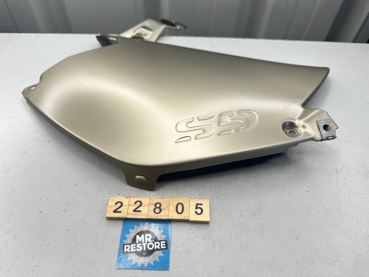 BMW R1200GS ADV '05-13' Left Hand Gold Tank Trim Panel 46637727269