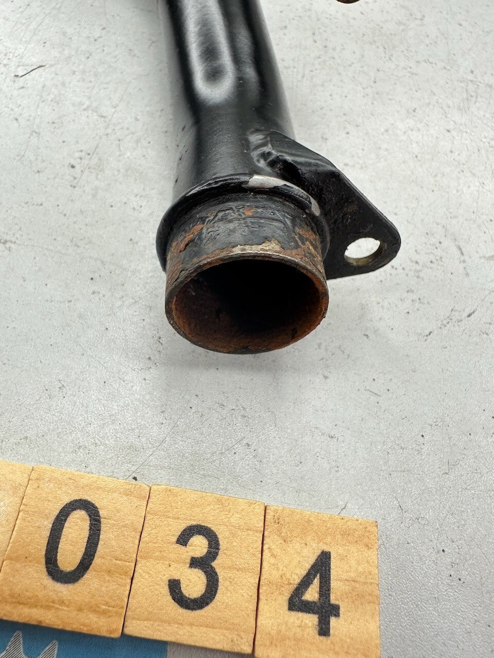 Triumph Speed Triple T300 - Lower Water Pipe