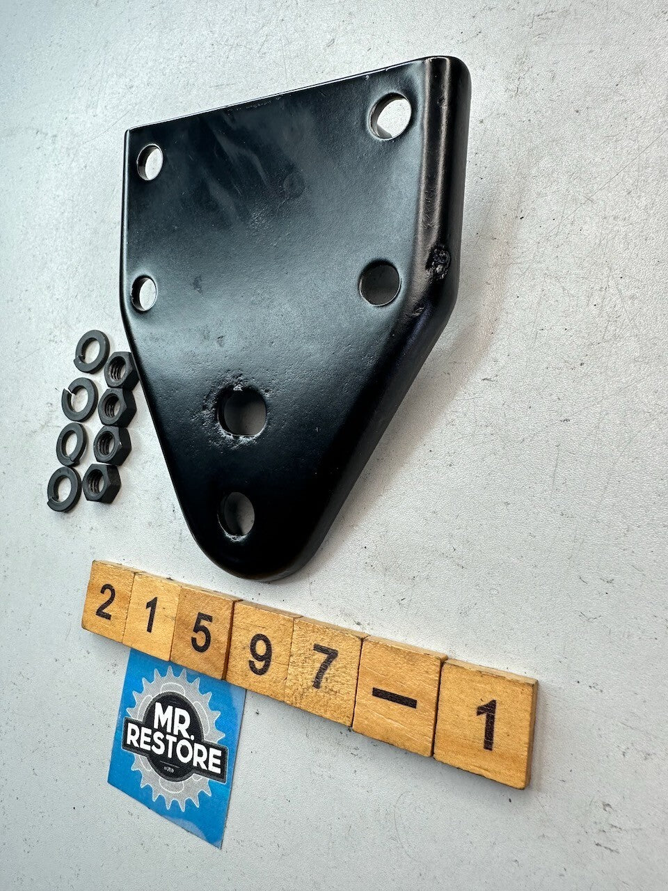 Suzuki GT250 OEM Exhaust Pipe Silencer Muffler Bracket & Nuts (painted)