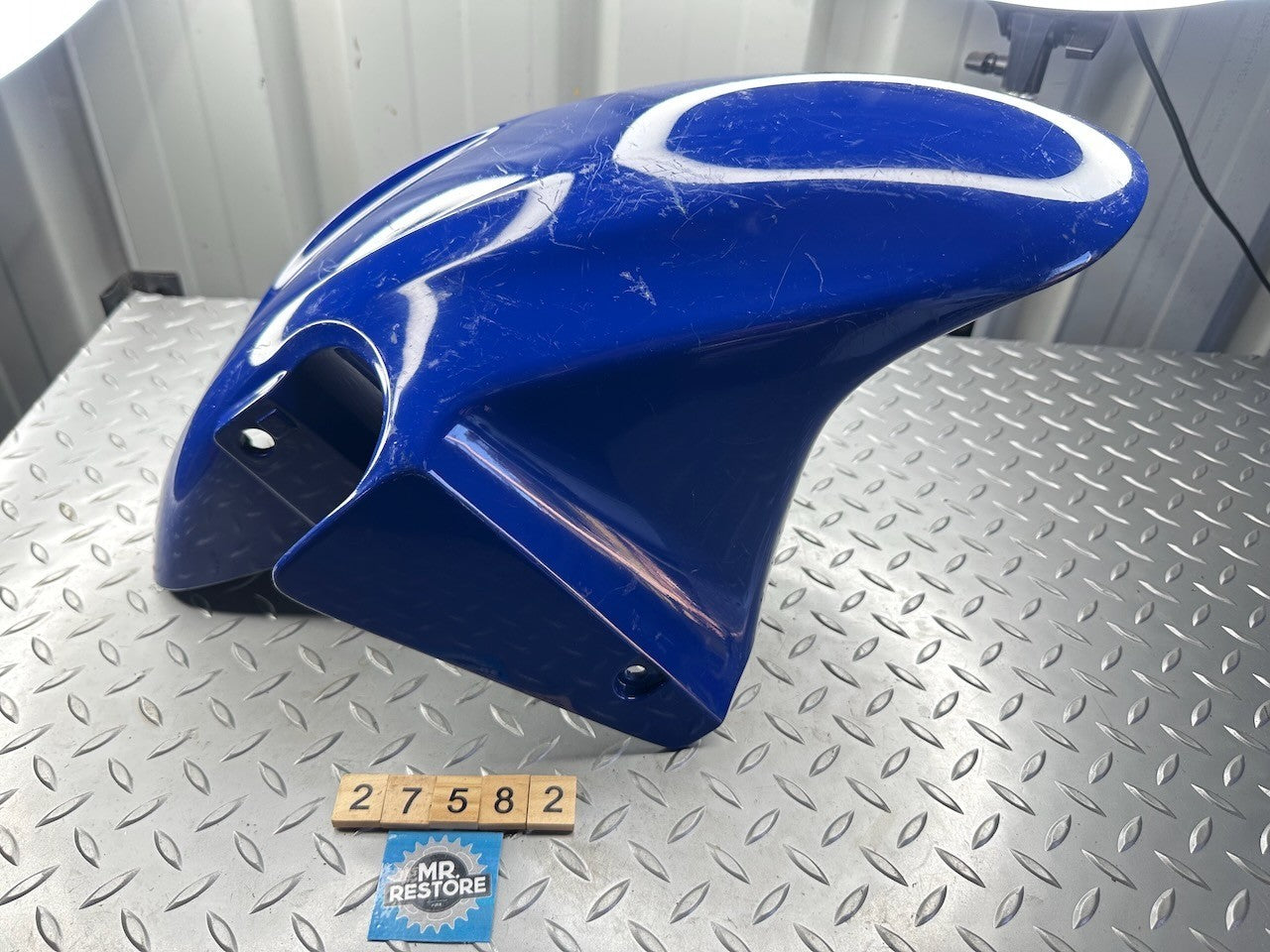 Honda CBR600R 2001-06 OEM Front Mudguard Fender 61100-MBWG-D200