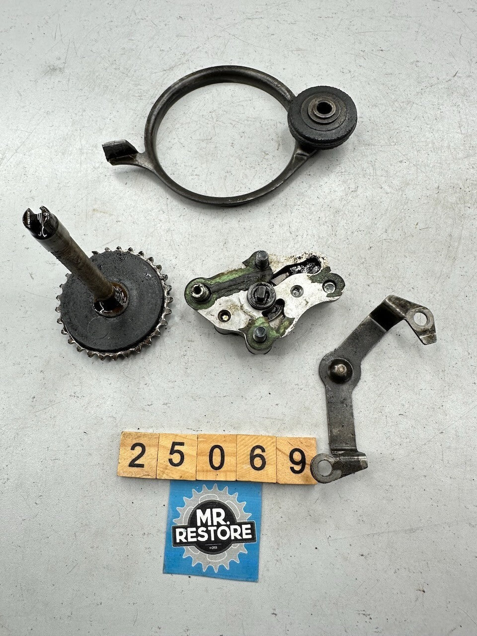 Honda CT110 Oil Pump, Cam chain Sprocket  & Parts