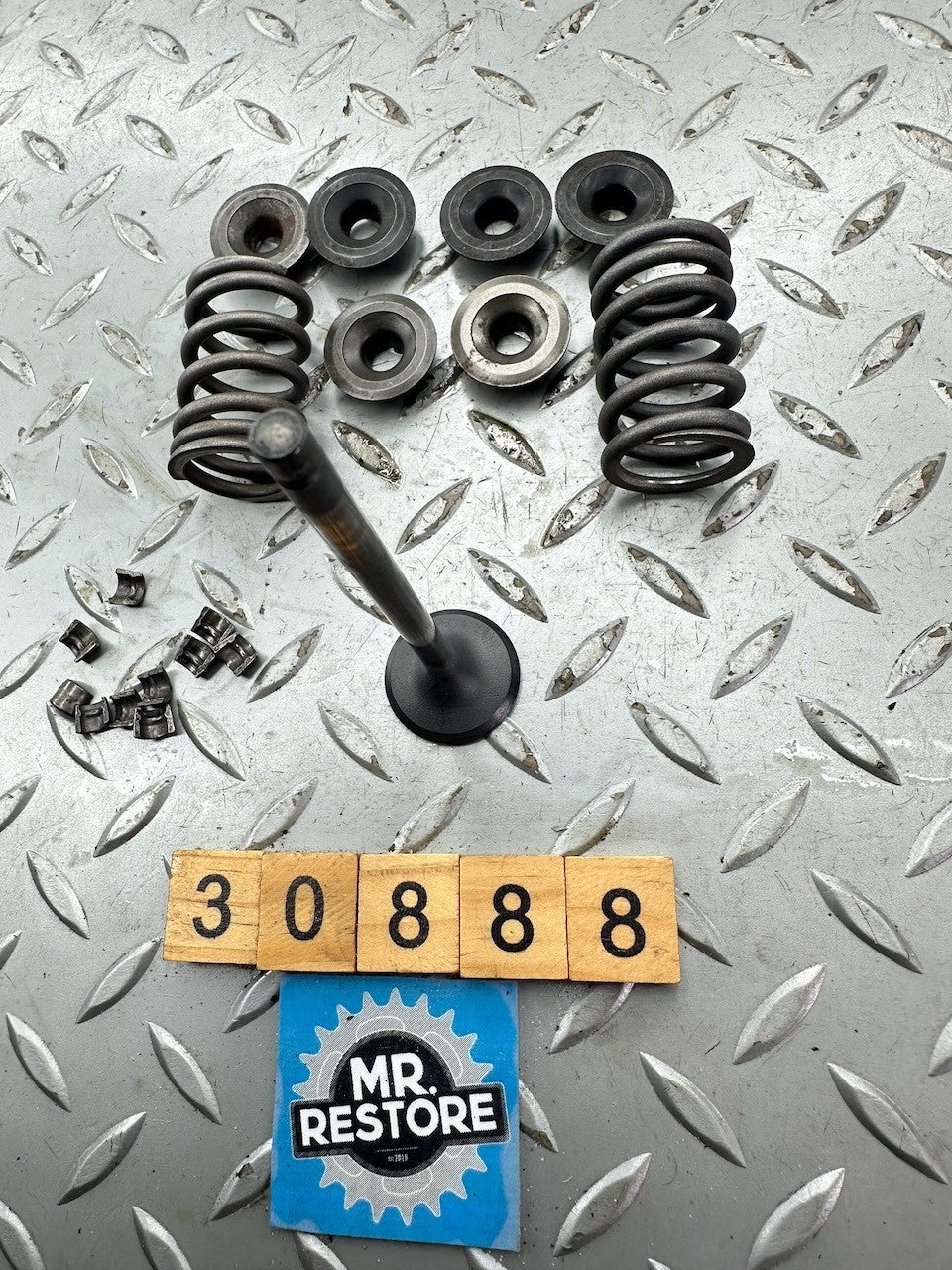 Suzuki GSXR750 1988-91 GSX750 89-06 Valve Springs & Retainers