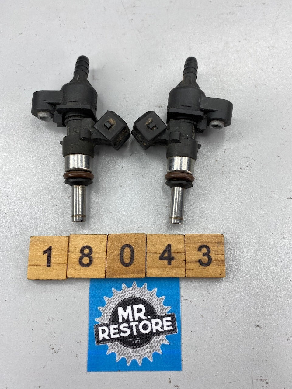 BMW F800S S1000RR S1000XR R1200GS R1200R Injection Valves (Pair) 13617672335