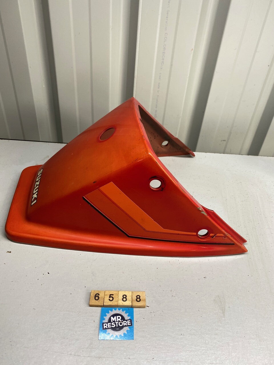 Suzuki GSX 250 1981 Tail Piece