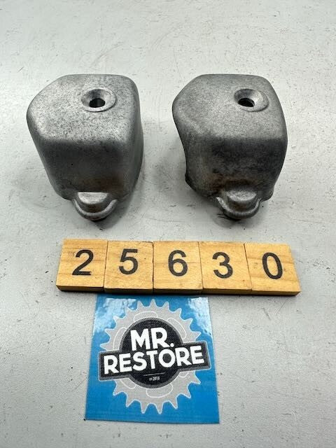 Honda CB550 CB500 Pair of Cylinder Head Side Covers 12330-323  12330-323-000