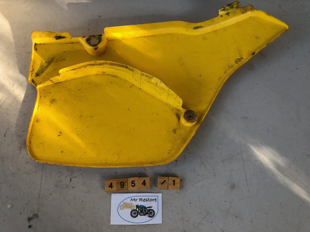 Suzuki RM125 Slingshot Side Panel L/H 47211-27C00 OEM 1988-89 - 2 available
