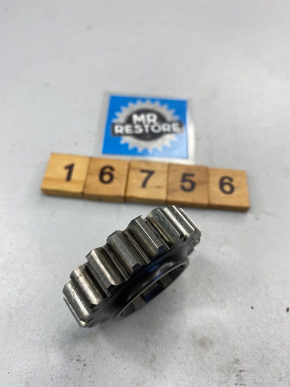 Yamaha RD350LC RD250LC 2nd Pinion Gear (18T) 4L0-17121-01