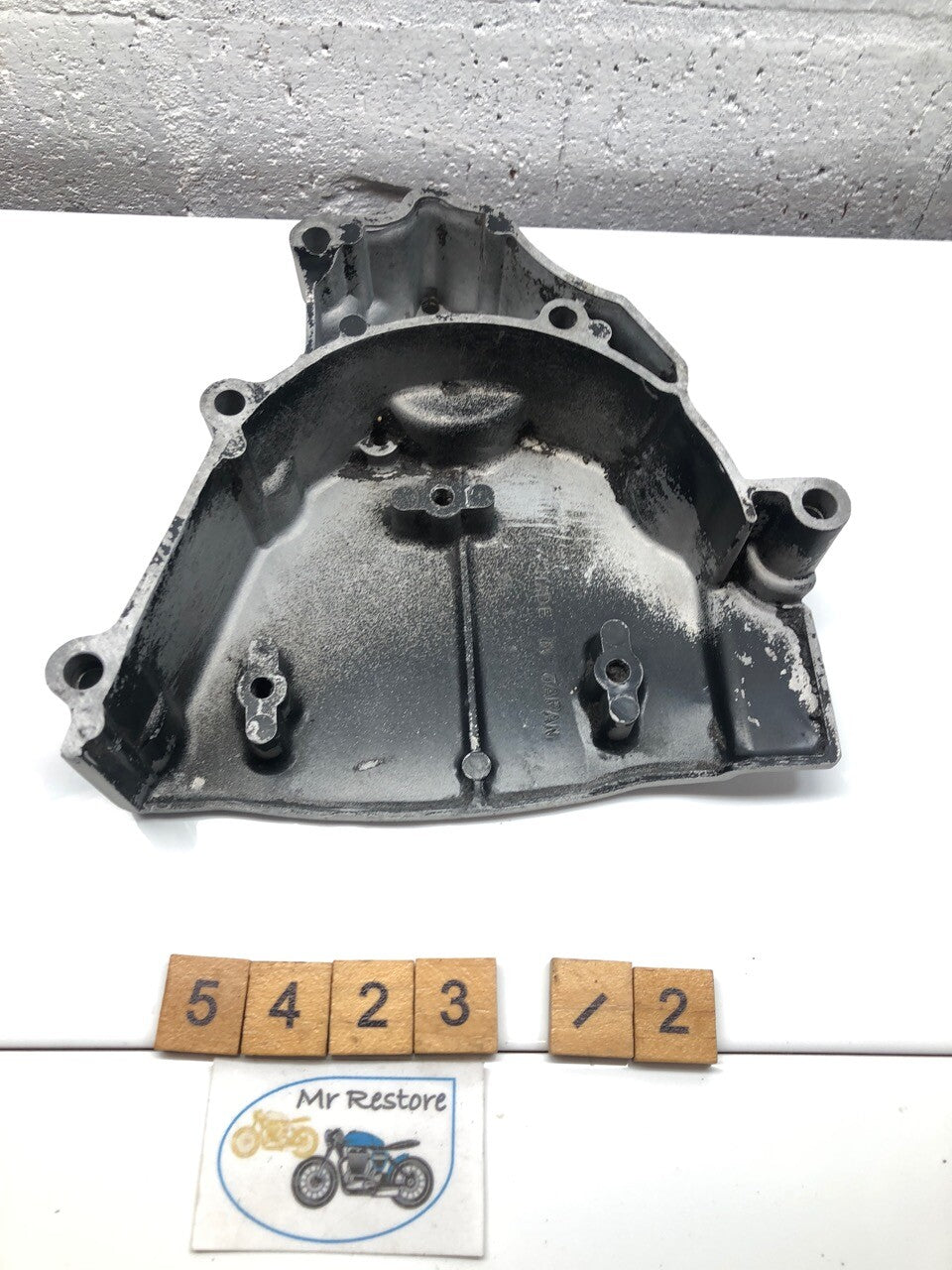 Kawasaki GPZ900R GPZ750R ZX900 Chain Cover  14026-1173 (bead blasted)