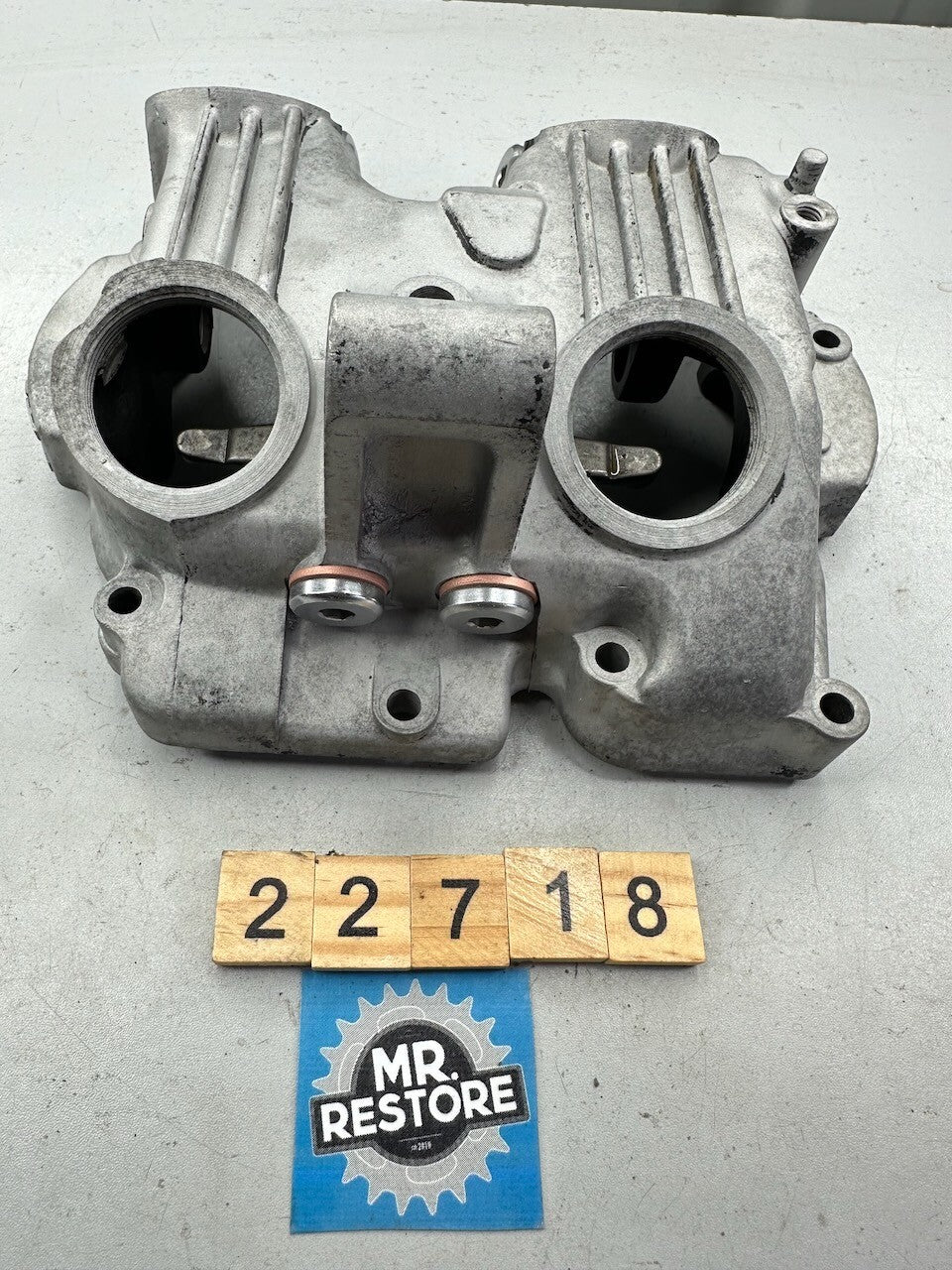 Honda XR250R 1984-85 Cylinder Head Rocker Cover 12311-KK1-305