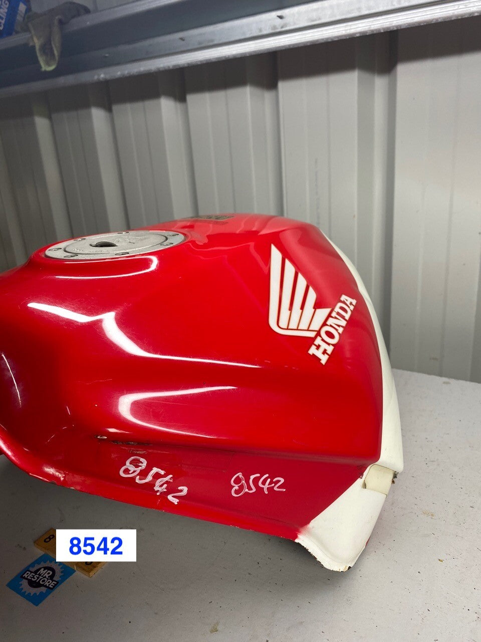 Honda CBR1000 1994 Fuel Gas Tank & Cap (Good Condition)