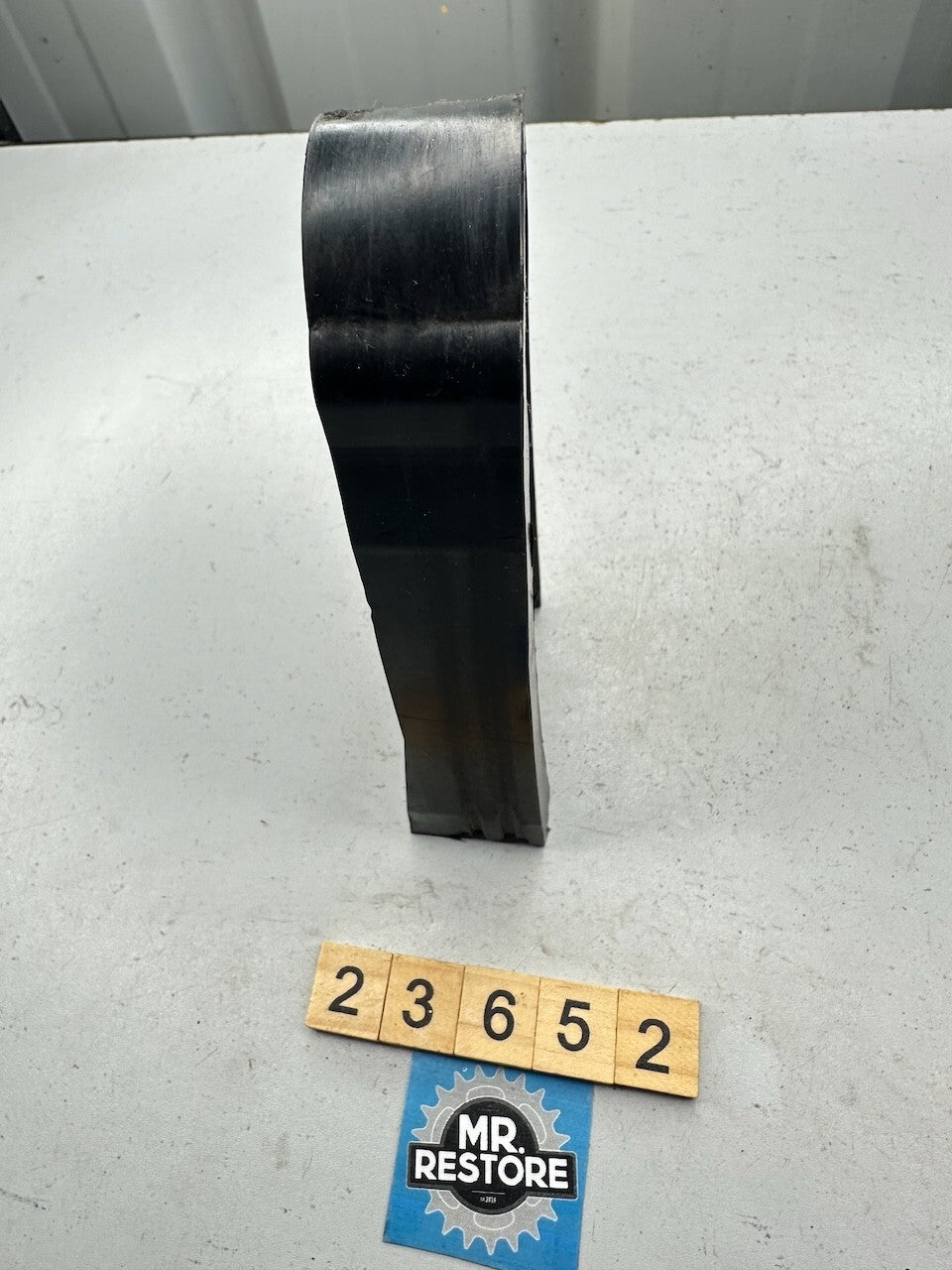 Kawasaki ZZR250 EX500 EX400 EX250 GPZ500 GPZ400 EL250 Chain Slider 55020-1218