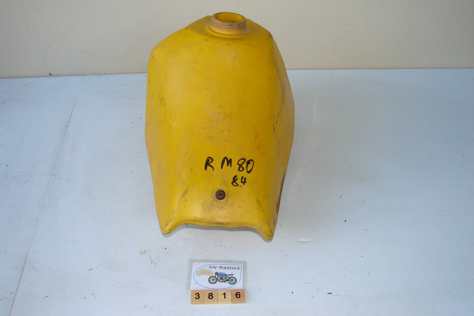 Suzuki RM80 1984 plastic fuel tank VMX OEM