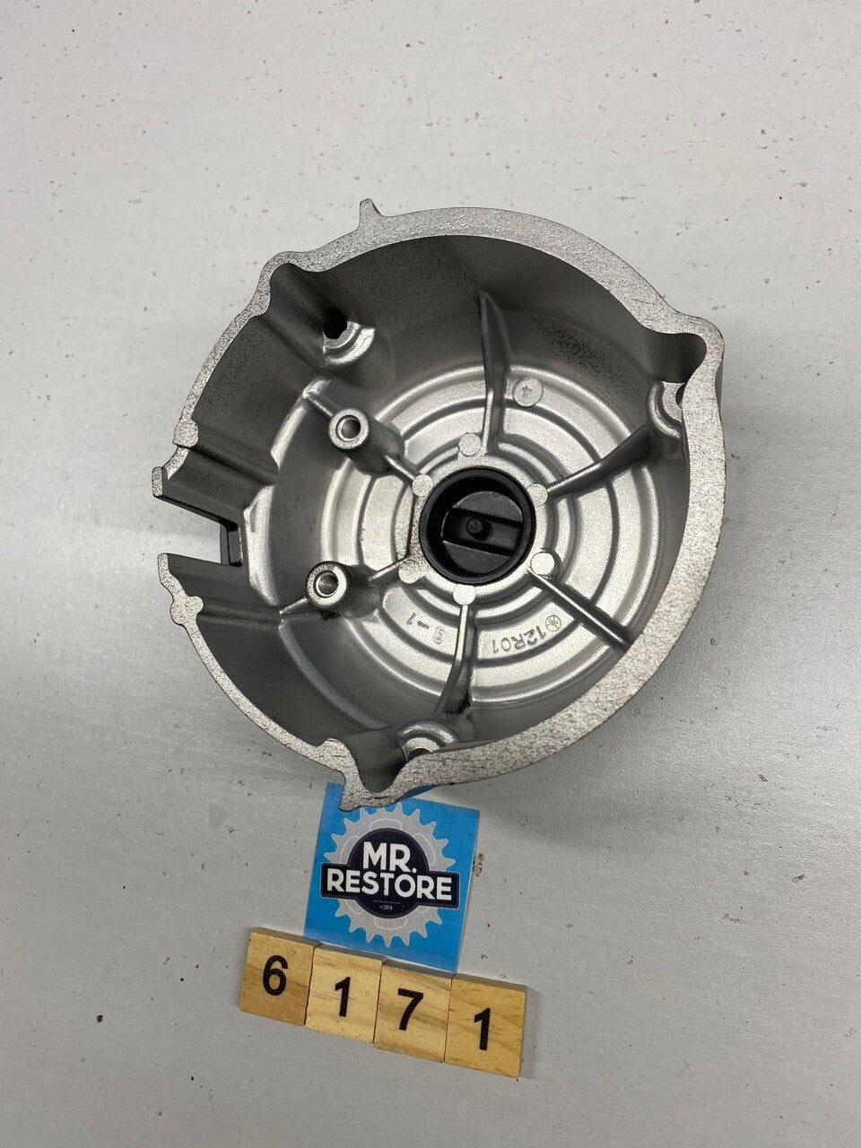 Yamaha XS 250 XS 400 Engine Side Case - Reconditioned