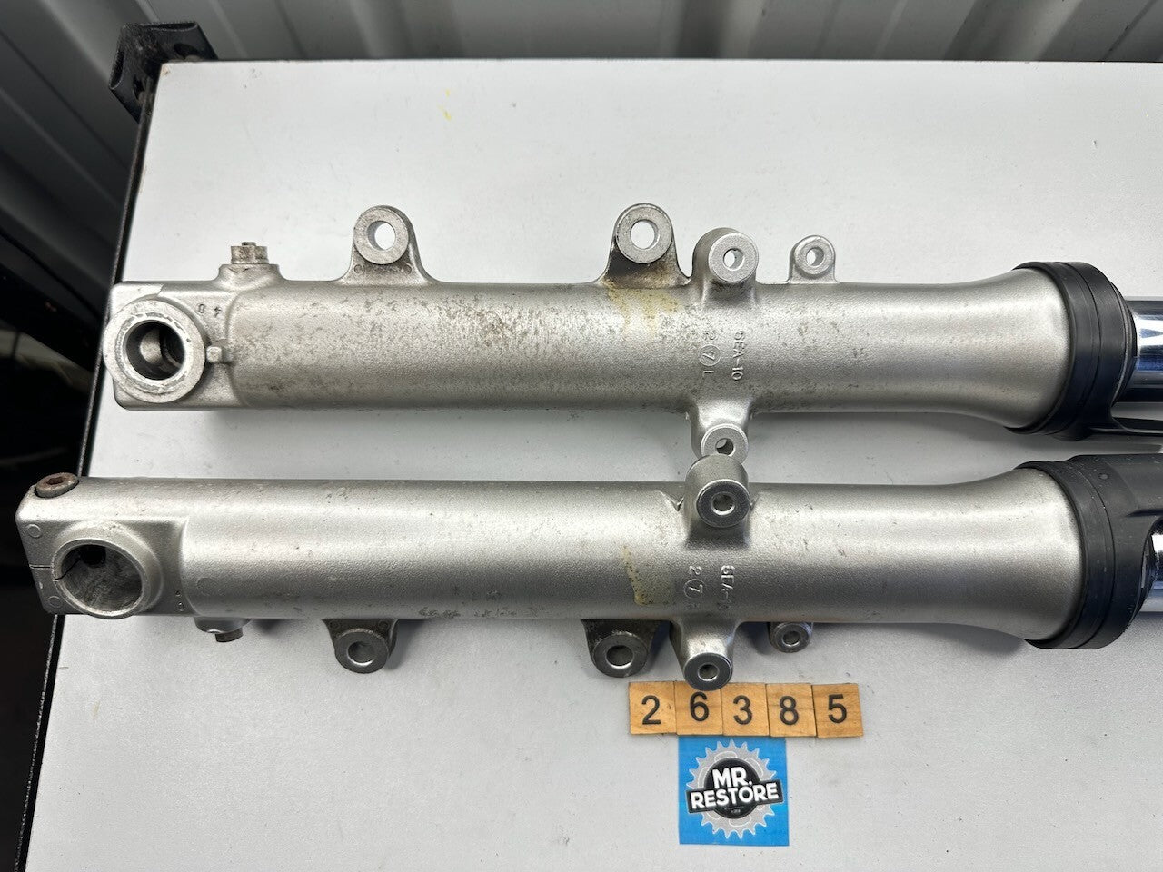 Yamaha XJR1300 '07-10' Pair of 43mm Forks 5UX-23103-20  5UX-23102-20