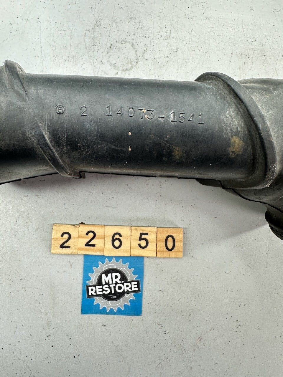 Kawasaki ZX750 ZX7R 1989-95 Right Air Intake Duct 14073-1541