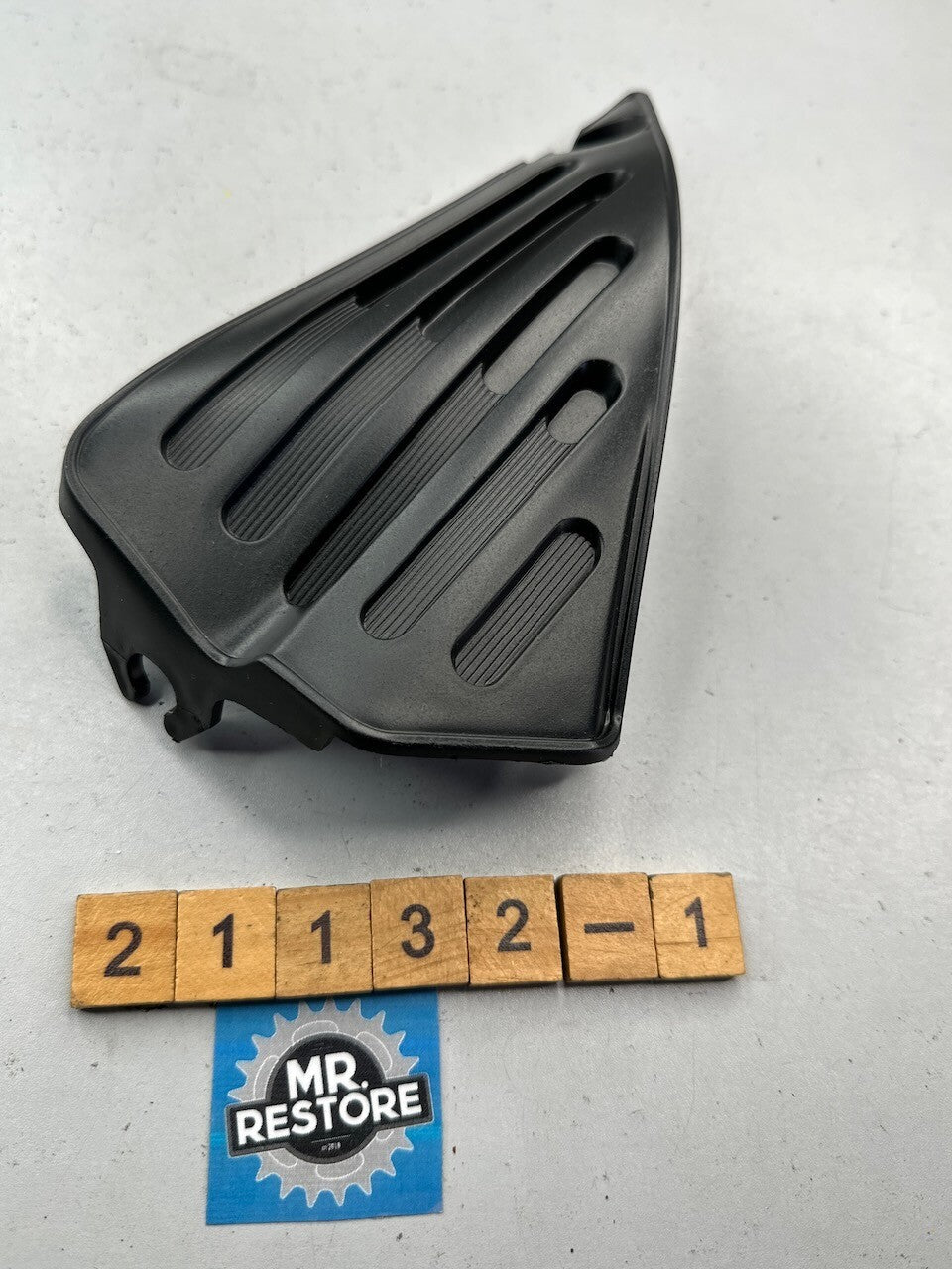 Yamaha SRX250 Right Hand Frame Cover 51Y-21741 - Reconditioned