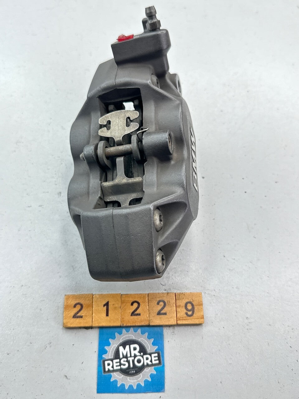 BMW R1150GS R1100GS K1200LT K1200RS R1200C R1100S R/H Front Caliper 34112333112