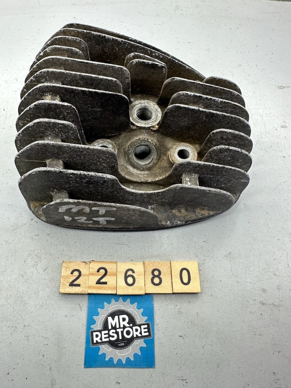 Honda MT125 Cylinder Head