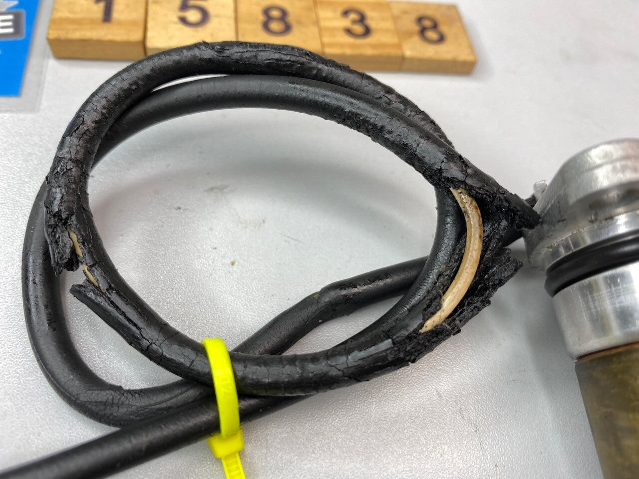 Yamaha XV1100 XV1000 XV920 XV750 Virago Oil Sender Sensor 3JK-85720 (Tested)