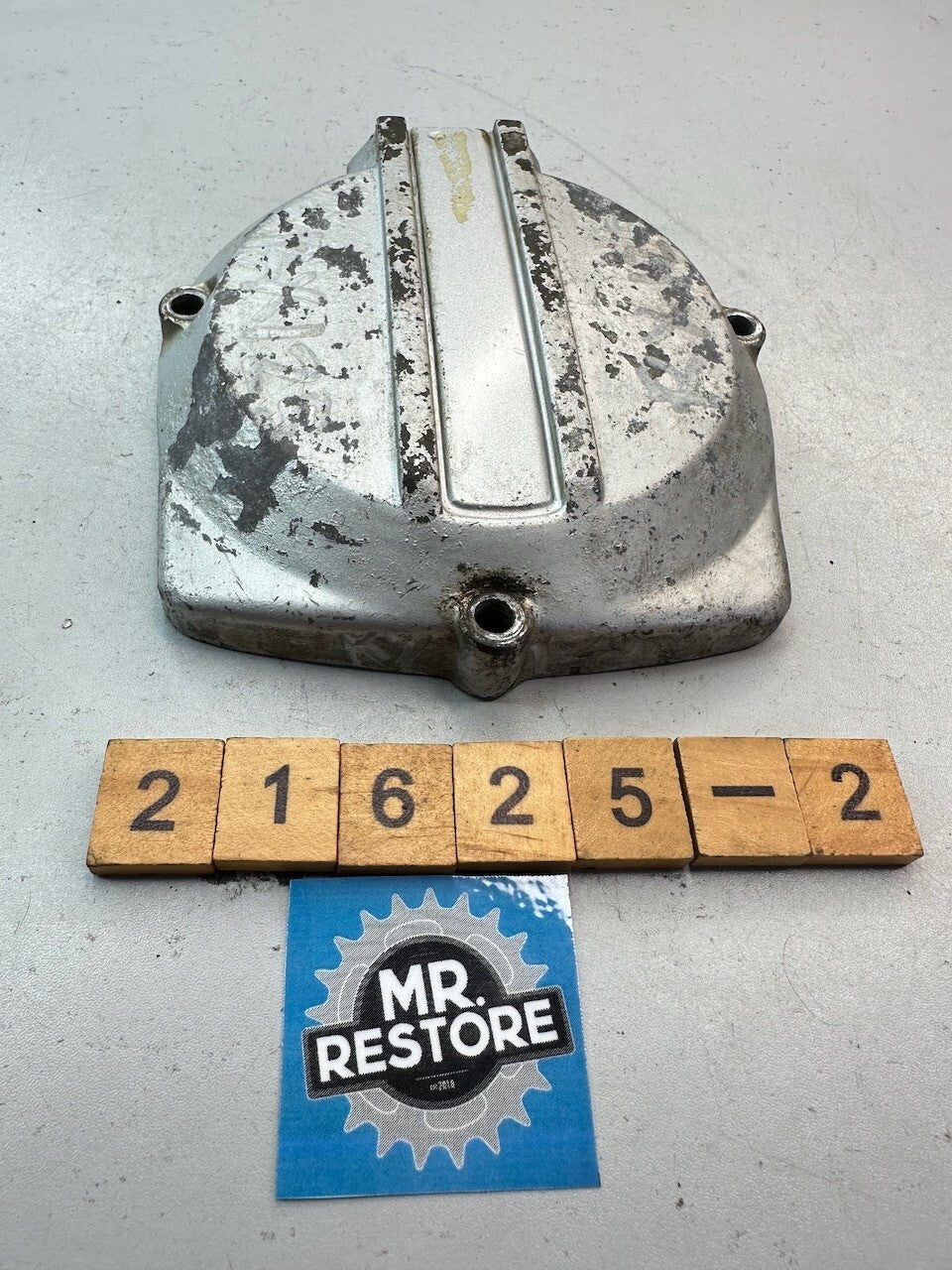 Yamaha RX125 Oil Pump Cover 1V1-15416-00