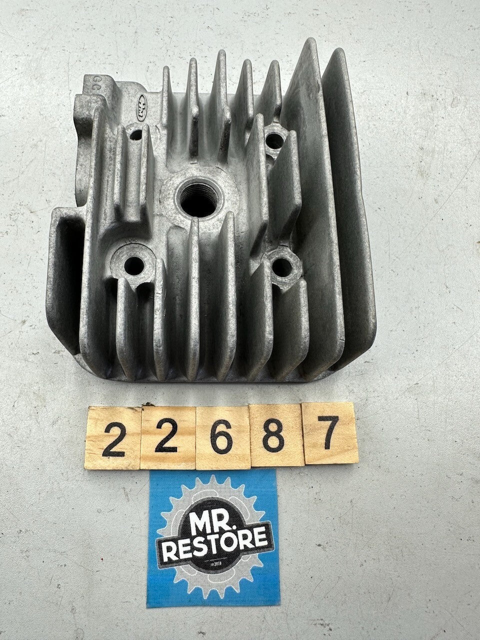 Honda NH50 NH80 Aero Lead SH75 Scoopy Cylinder Head 12201-GC8-000