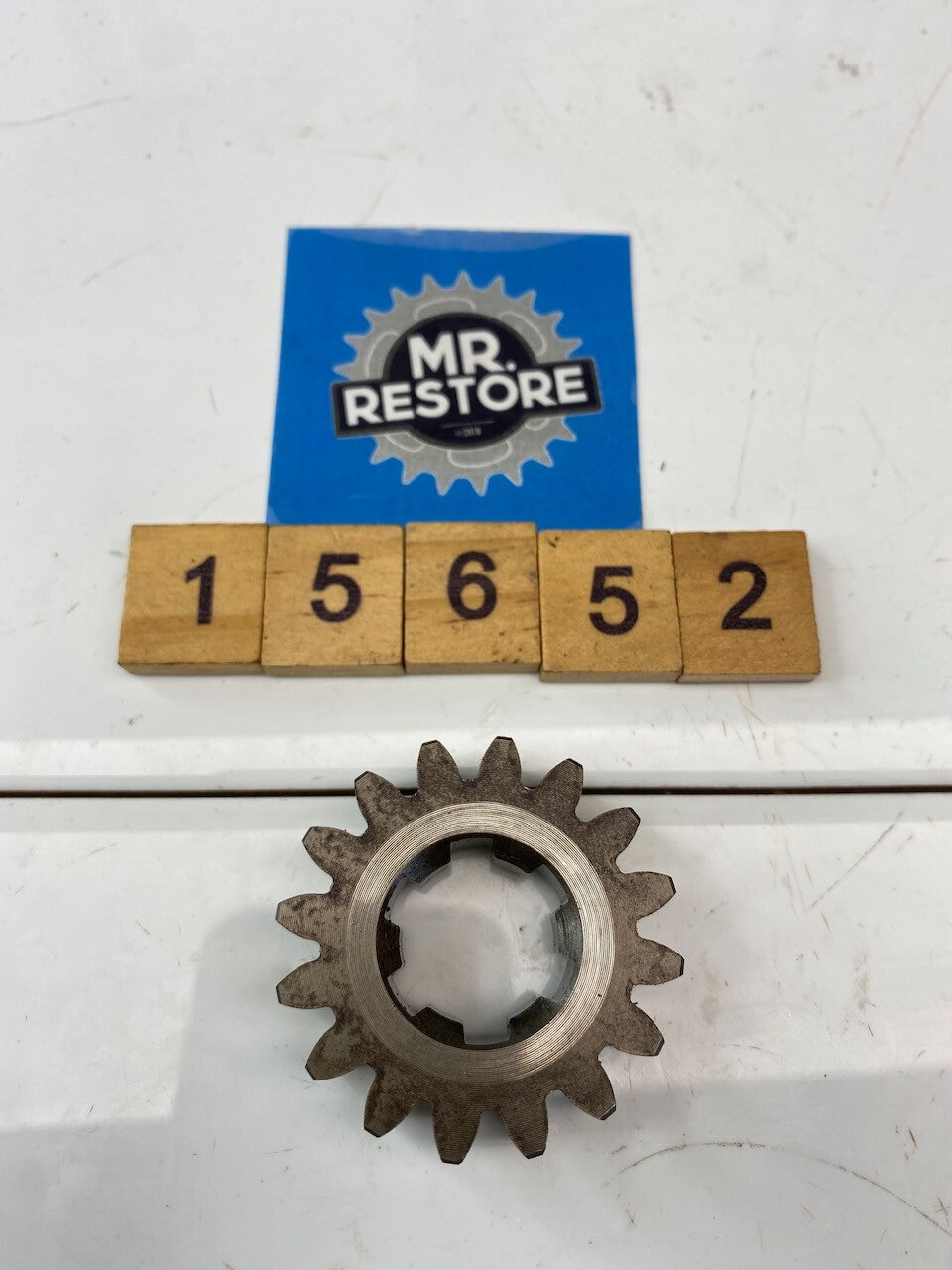 Suzuki RG250 - 2nd Drive Gear 24221-16701