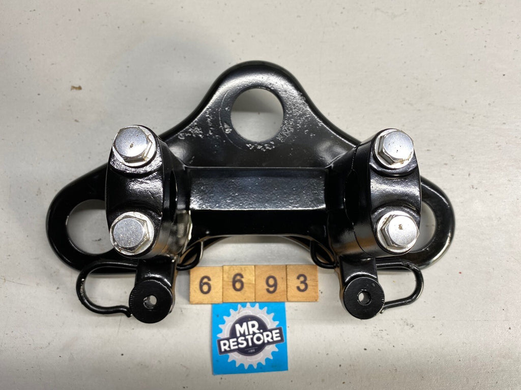 Honda CB250T CB400T Triple Tree Top, Bar Clamps & Bolts - Reconditioned
