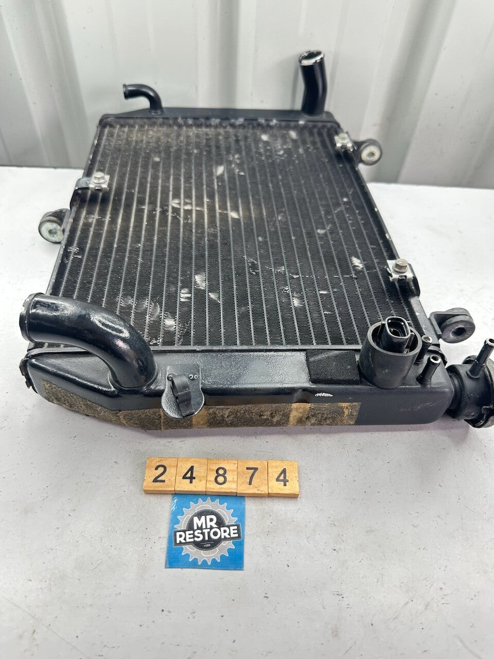 Yamaha YZF-R6 R6 '99-02' Radiator, Cap & Fan Switch 5EB-12461  5EB-12461-00-00