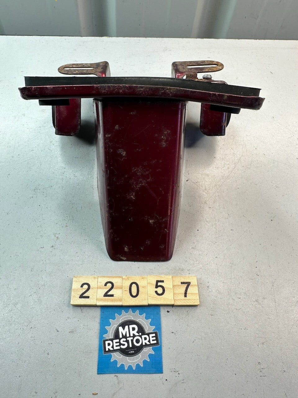 Kawasaki GT550 Z550 1983-84 Taillight Bracket 23036-1047-H3