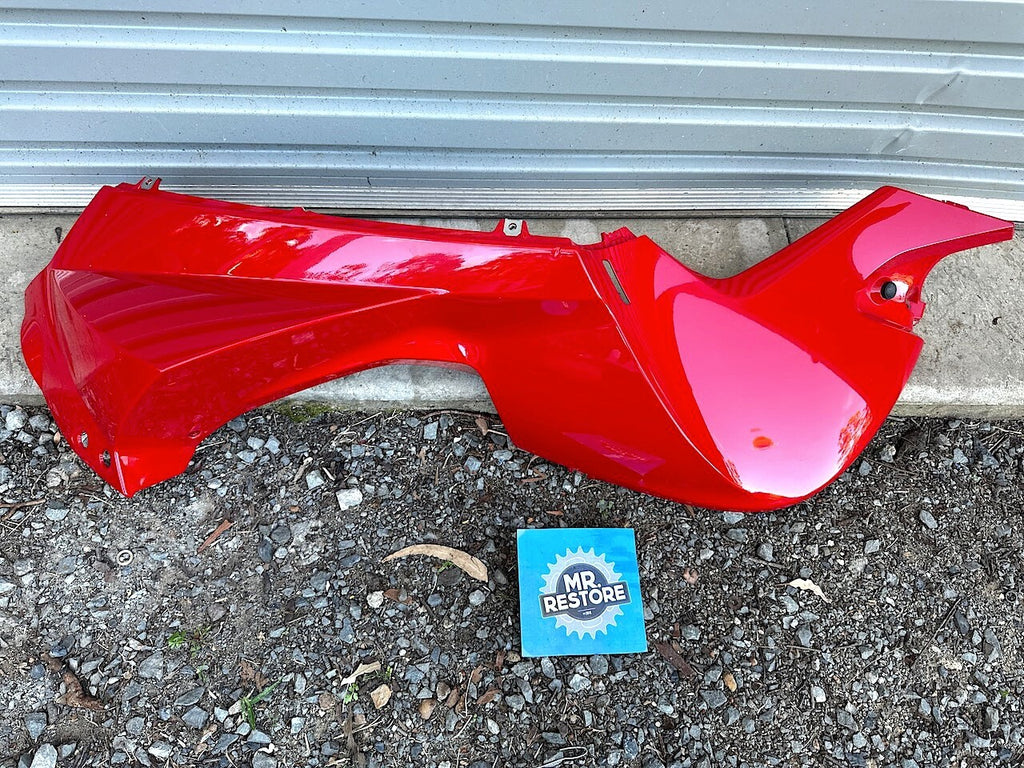 BMW F800S R/H Main Fairing 46637691388