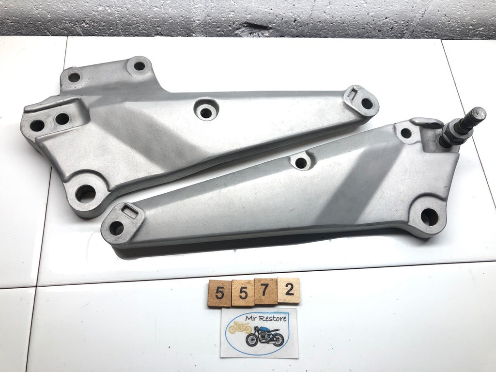 Honda CB 250N 400N Super Dream Hawk Footrest Mounts
