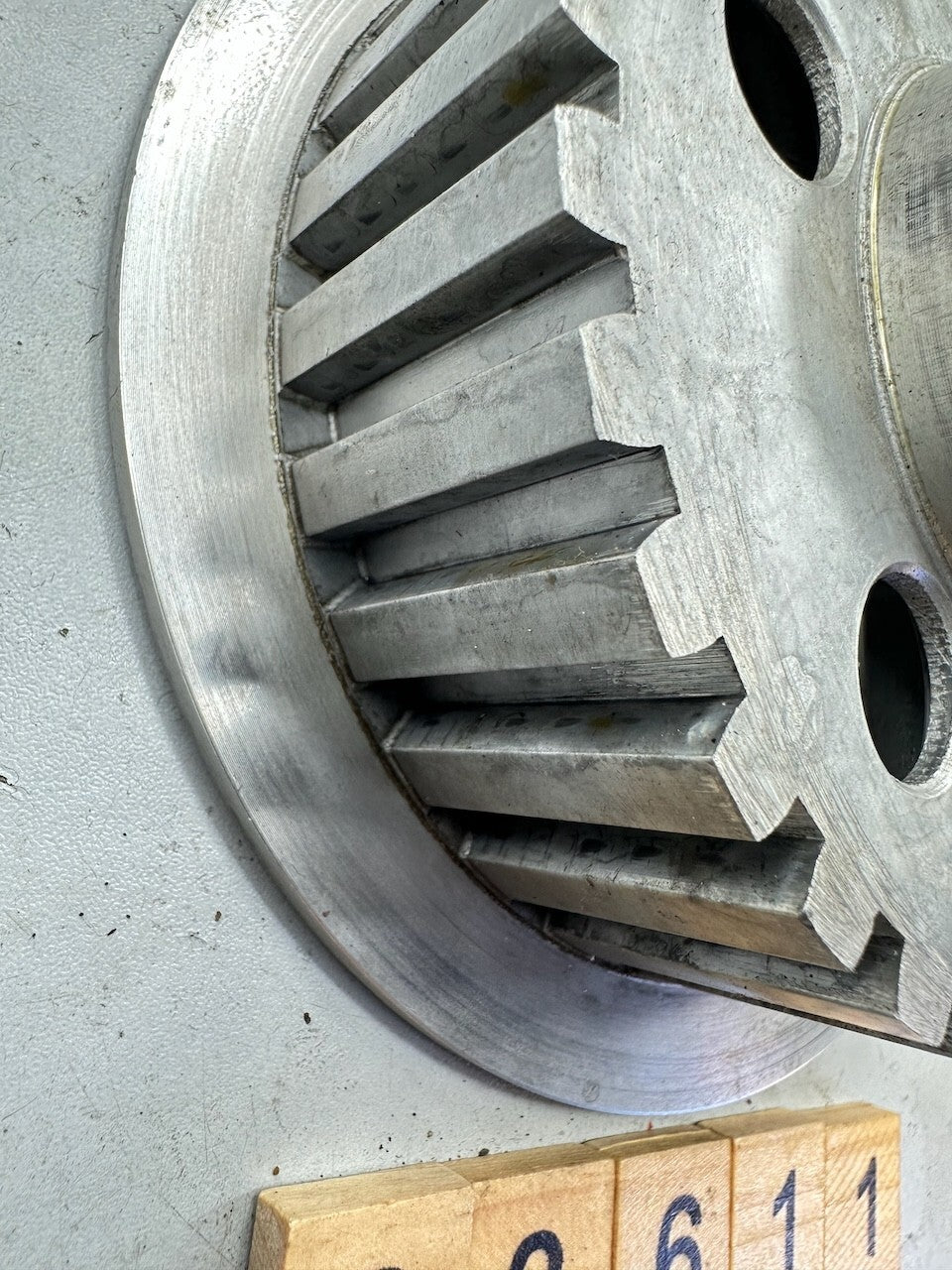 Kawasaki KR250 Clutch Centre Hub Boss 13087-1108
