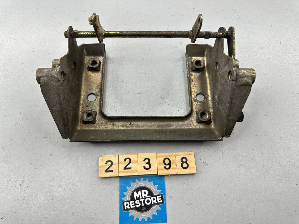 Kawasaki GPZ1000RX ZX1000 1986-88 Tail Grip Bracket 11044-1172