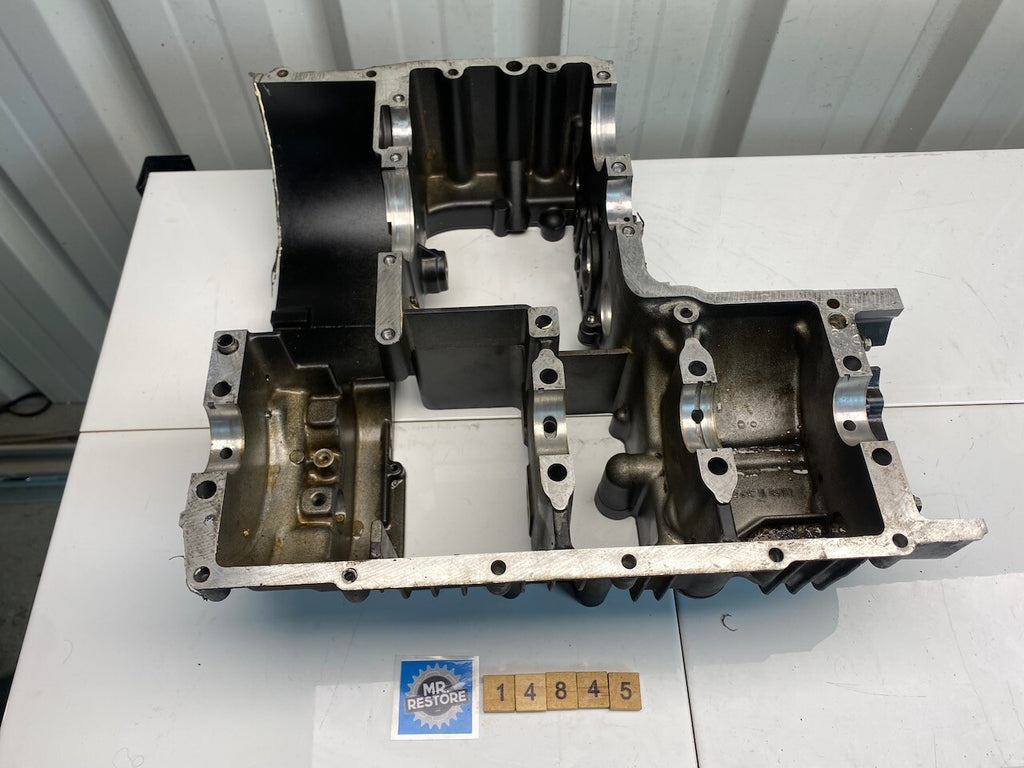 Kawasaki GPZ900R ZX900 Crank Cases